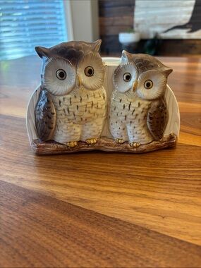 Otagiri Japan Vintage Pair of Owls Napkin Paper Holder Decor